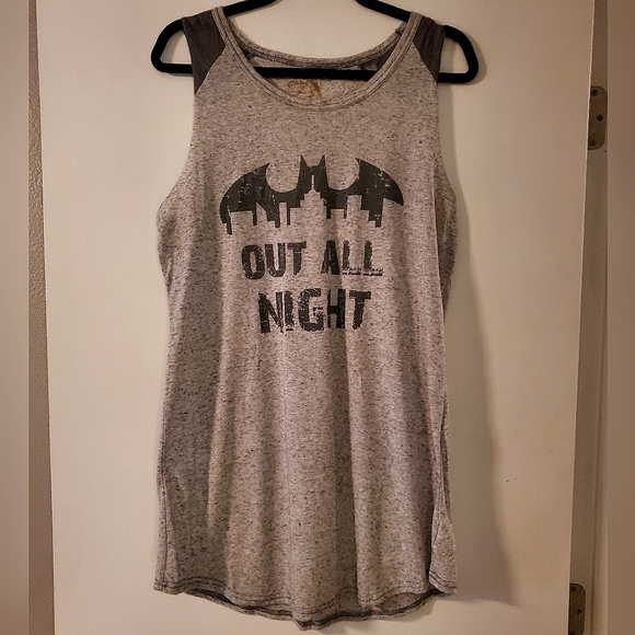 Batman Other - EUC Batman Pajama Lightweight Sleeveless Sleep Shirt Out All Night L